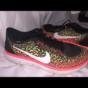 Nike free running distance sneakers